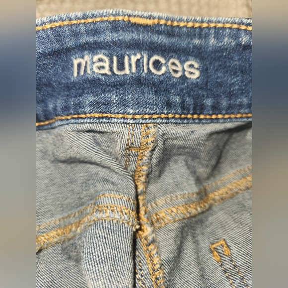 Maurices women's destructed jean size 18 - Picture 5 of 6